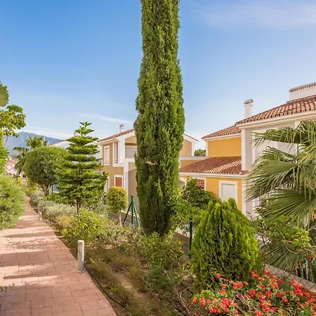 Awesome In With Kitchenette * Estepona